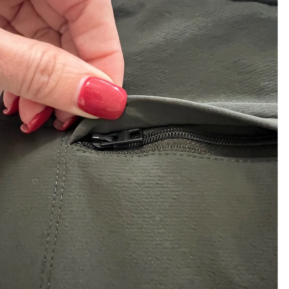 Athleta Cargo Pants Women Size 2 Gray Nylon Spandex Zip Pockets Activewear - Picture 6 of 11
